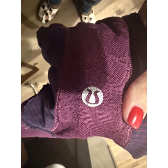 Lululemon Star Runner Pullover Women's 6 Purple Hyper Stripe Activewear Athletic - Picture 2 of 3